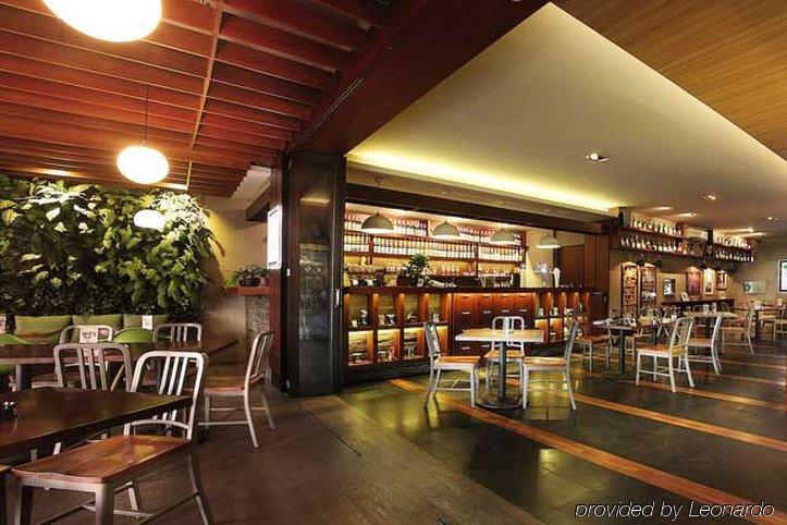Favehotel Premier Cihampelas Bandung Exterior photo