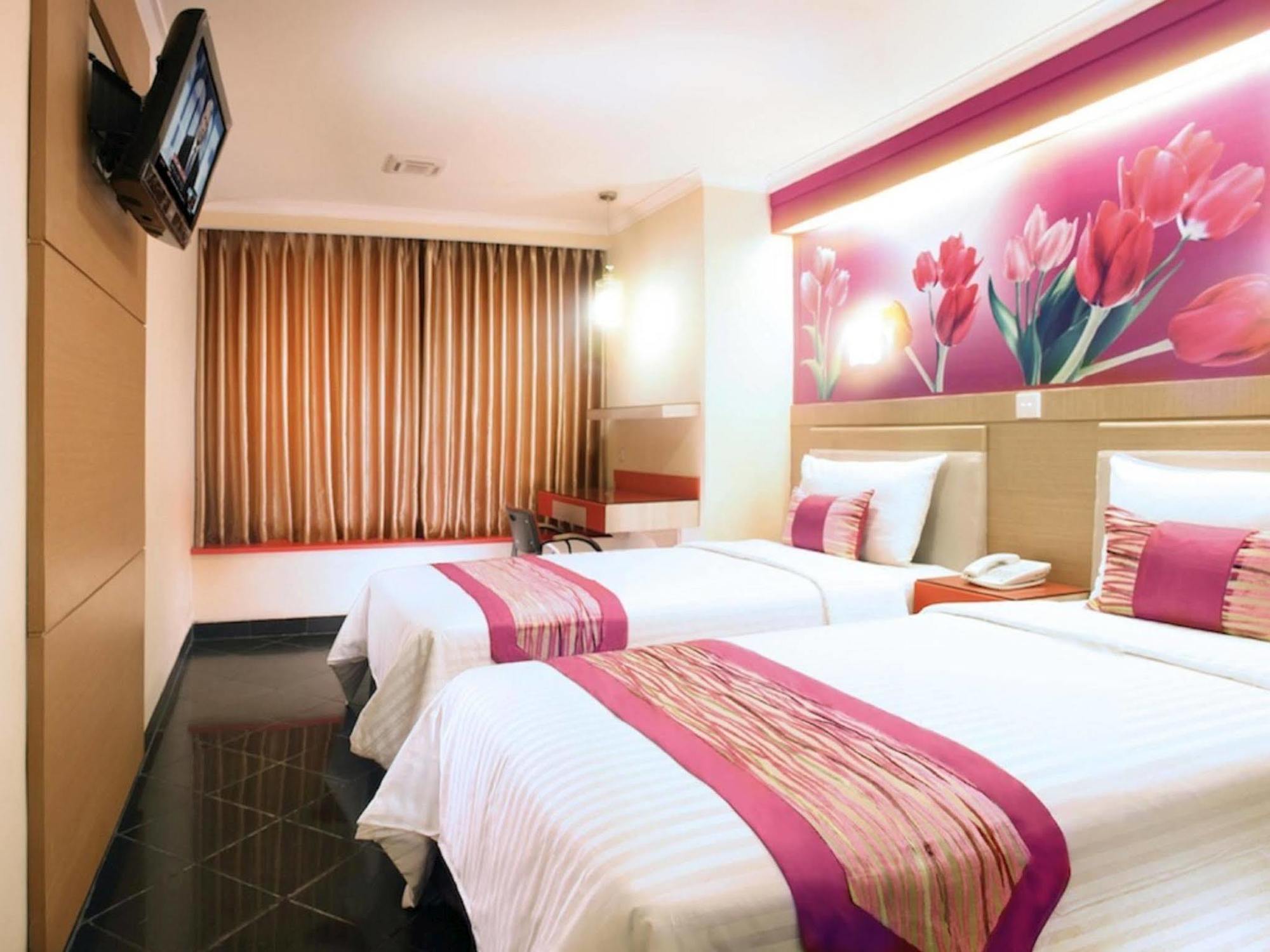 Favehotel Premier Cihampelas Bandung Exterior photo