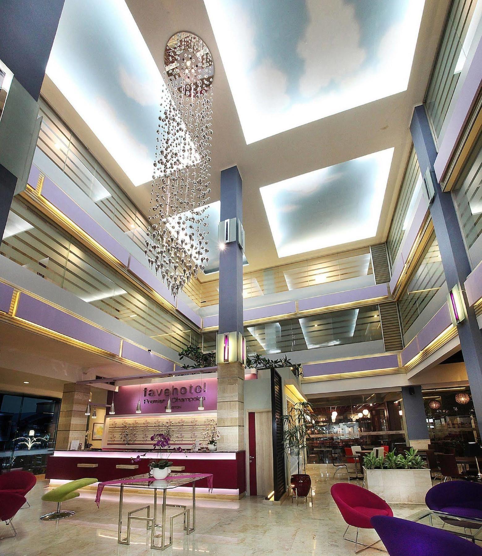 Favehotel Premier Cihampelas Bandung Exterior photo
