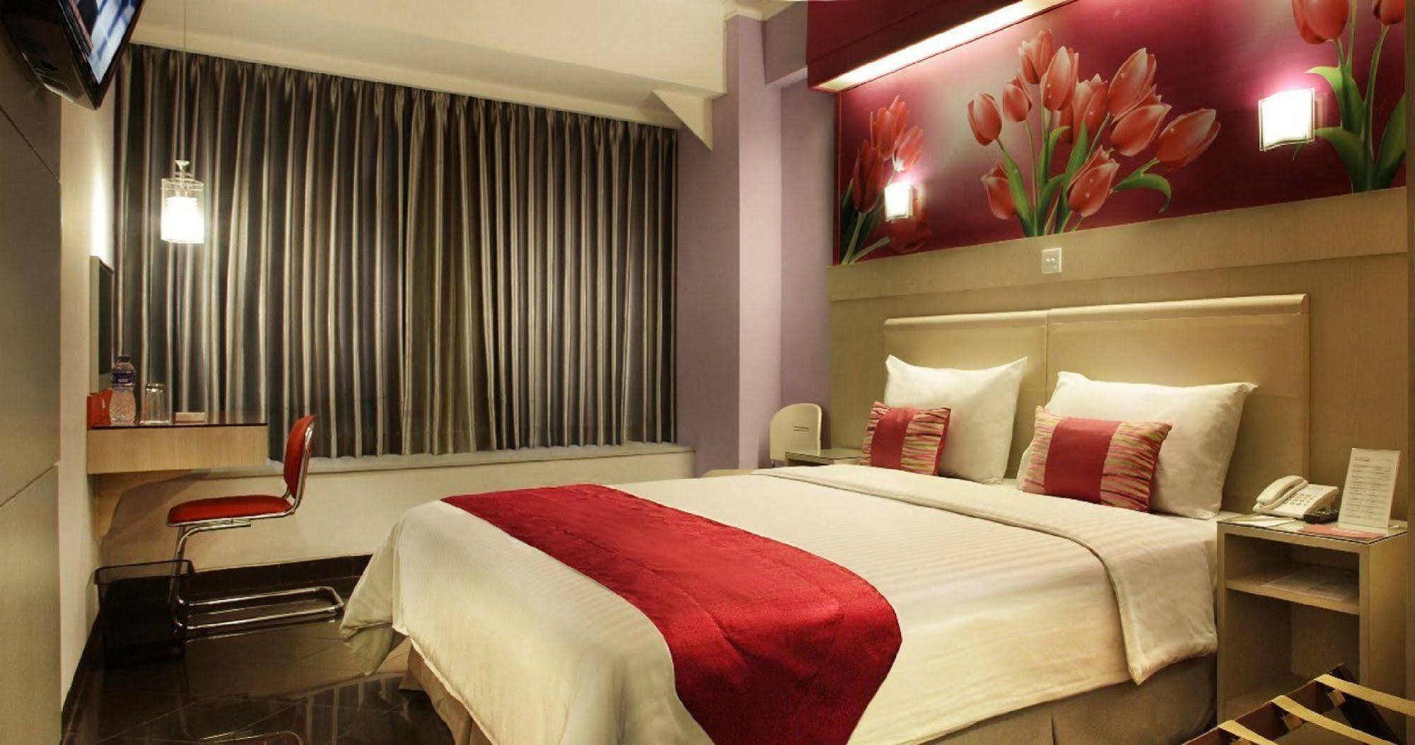 Favehotel Premier Cihampelas Bandung Exterior photo